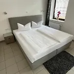 Inn Avenue Gaestehaus *