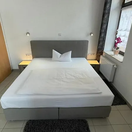 イン Avenue Gaestehaus ケムニッツ