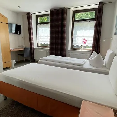 Avenue Gaestehaus Guest house