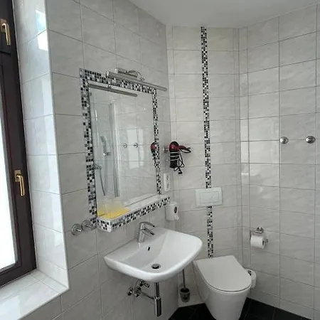 Avenue Gaestehaus イン