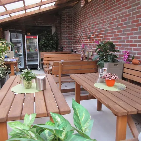 イン Avenue Gaestehaus