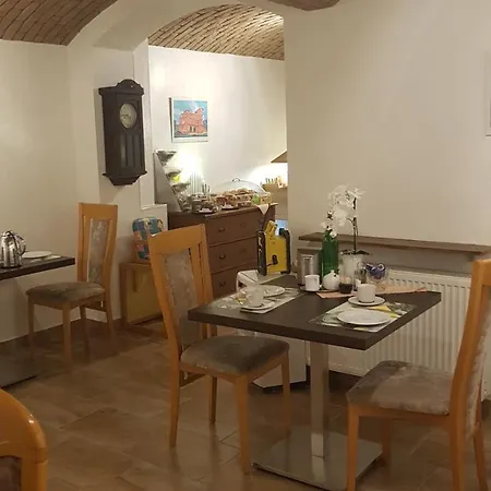 Avenue Gaestehaus イン ケムニッツ